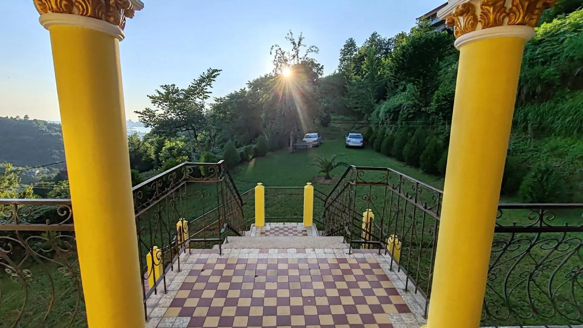 Apartment In Nature Batumi